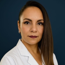 Ampliar imagen: Yosselin Garcia, Oftalmólogo León