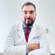 Ampliar imagen: Miguel Ángel Jared Huerta Aguilar, Oftalmólogo Martinez de la Torre