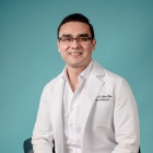 Dr. Héctor Mora