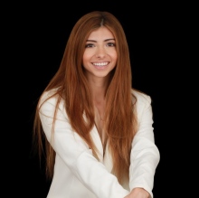 Ampliar imagen: Diana Chacon Cervera, Dentista - Odontólogo Playa del Carmen