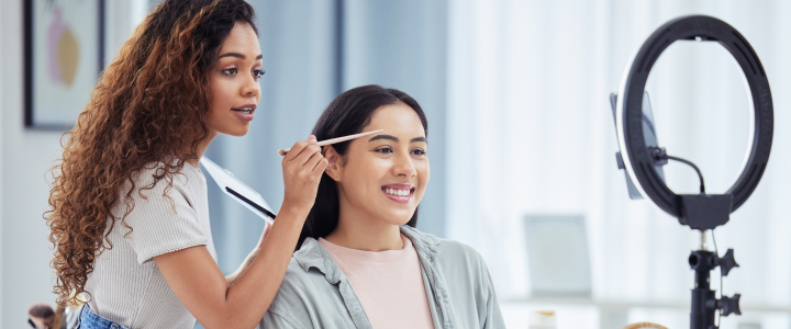 Como conseguir os primeiros clientes em sua clínica estética? | Bioage