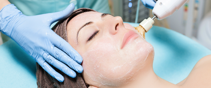 Pós-peeling: como cuidar da pele após o procedimento | Bioage