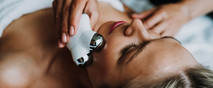 Guia completo de gestão de clínicas de estética | Bioage Saiba como gerir sua clínica de estética de maneira correta para atrair e fidelizar mais clientes, aumentar seu lucro e muito mais.