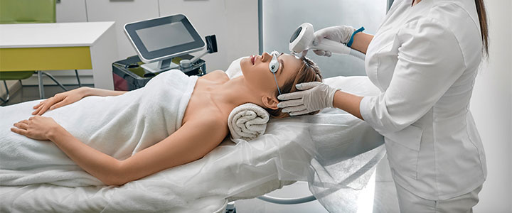 Limpeza de pele profissional: um guia Bioage | Bioage