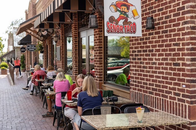 Señor Taco Senoia soft serve margarita — strawberry and lemon swirl as seen on TikTok