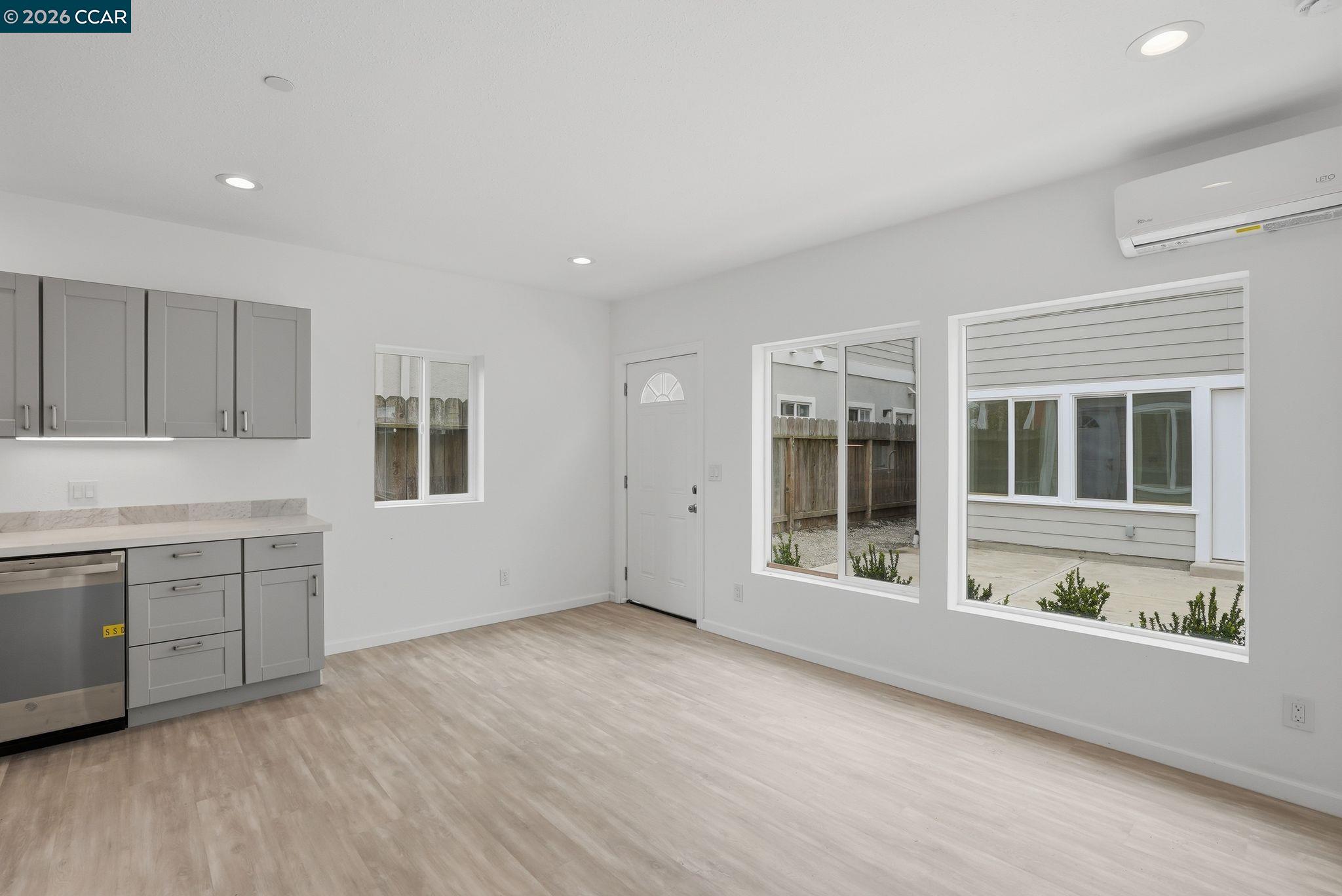 1232 York St, Richmond, CA