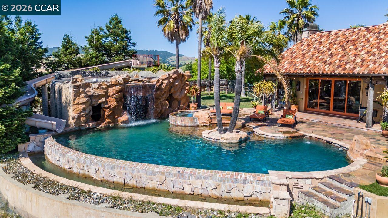 1615 Lawrence Rd, Danville, CA