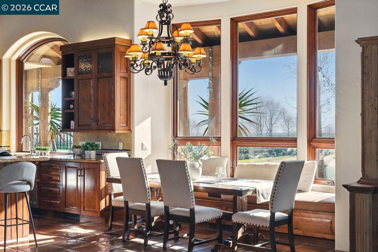 1615 Lawrence Rd, Danville, CA