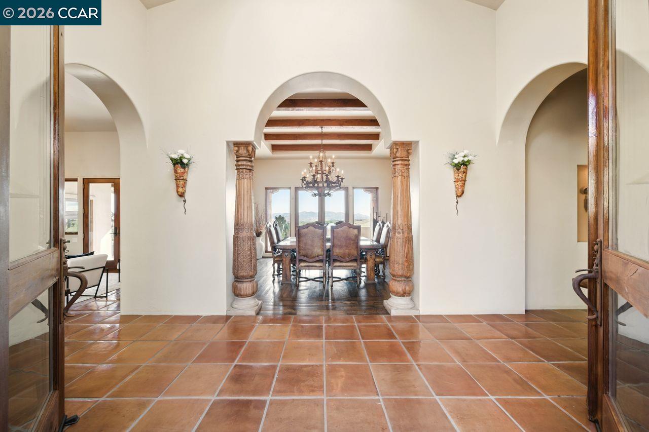 1615 Lawrence Rd, Danville, CA