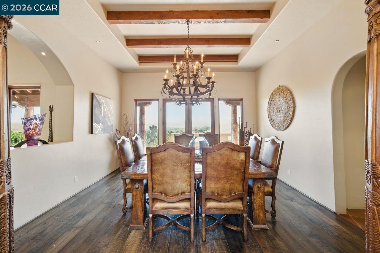 1615 Lawrence Rd, Danville, CA
