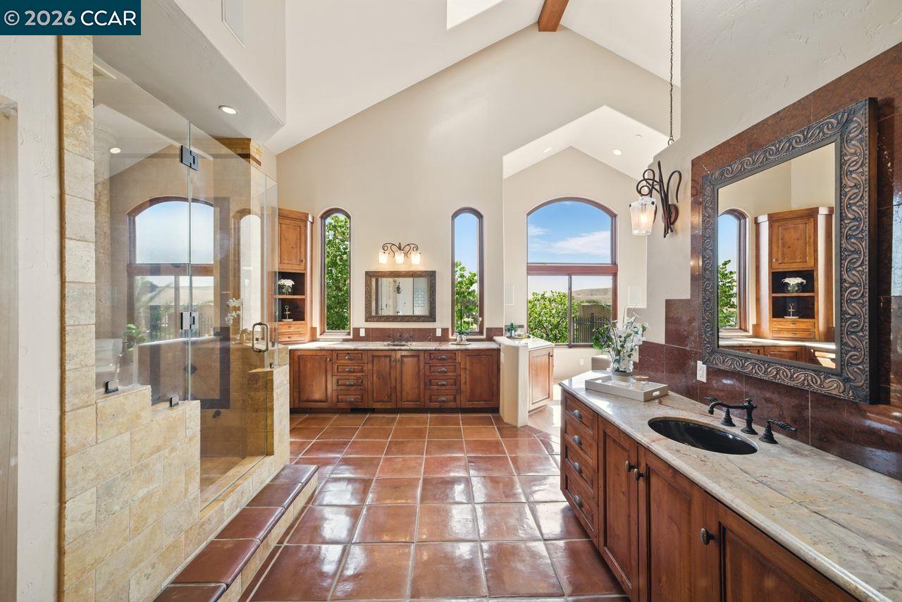 1615 Lawrence Rd, Danville, CA