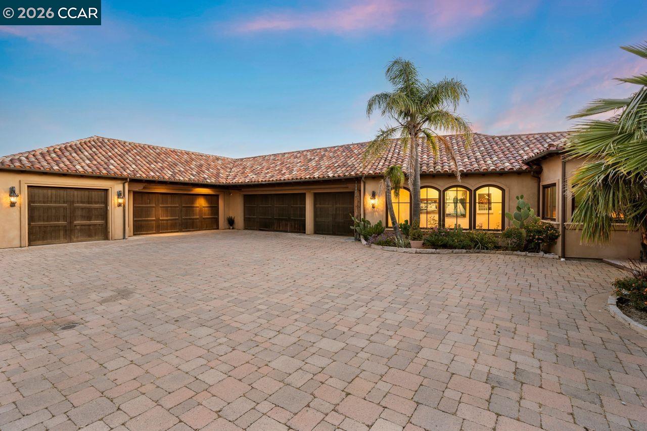 1615 Lawrence Rd, Danville, CA