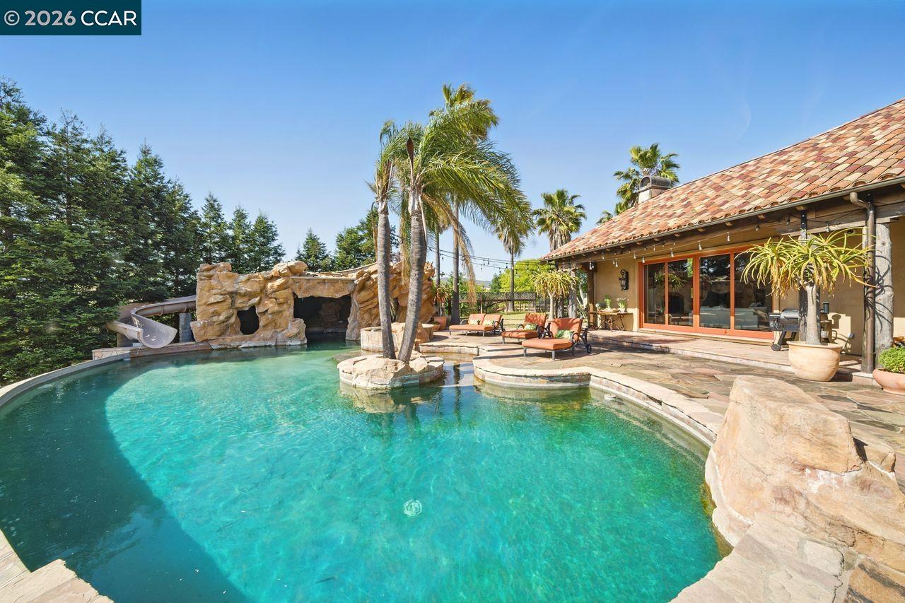 1615 Lawrence Rd, Danville, CA