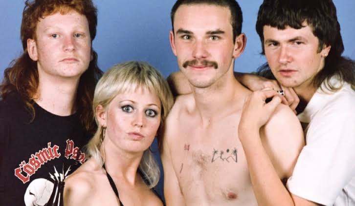 Amyl and The Sniffers