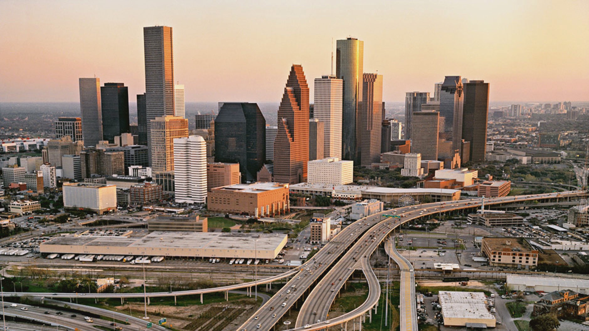 applications-now-open-to-founder-institute-houston-2023 hero image