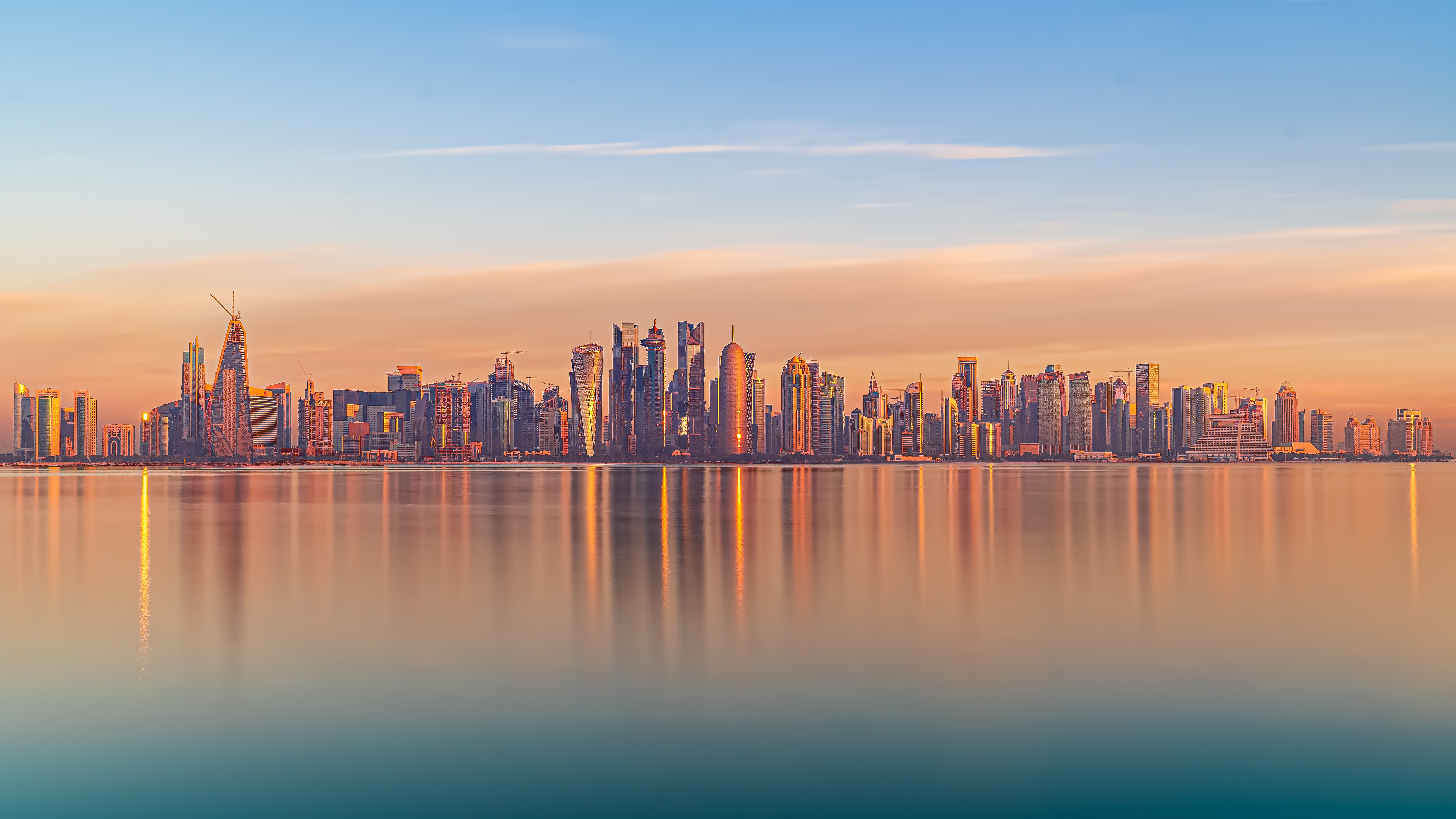 build-a-great-startup-in-2023-with-the-fi-qatar-startup-accelerator hero image