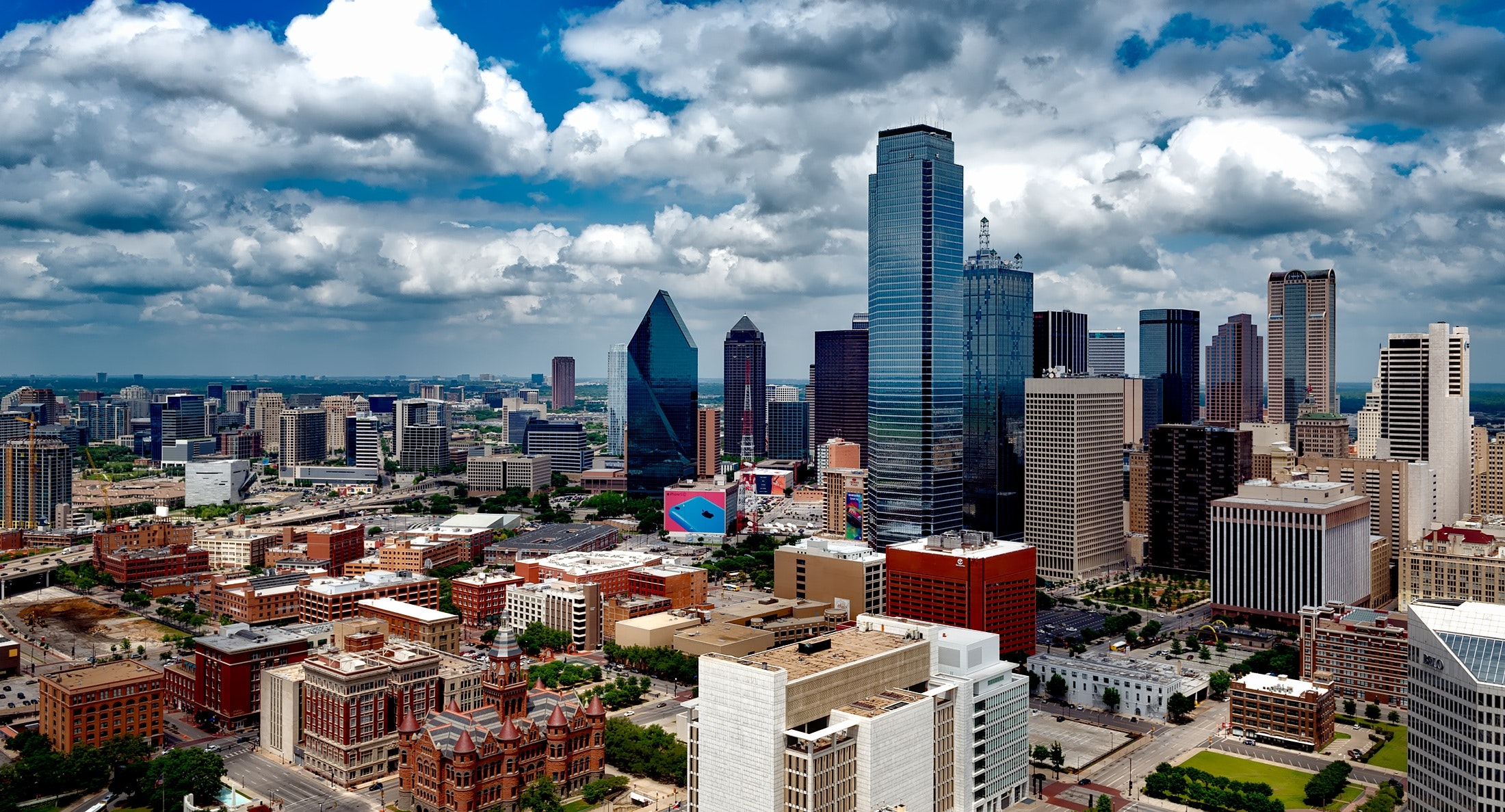 build-a-great-startup-in-2023-with-the-fi-dallas-startup-accelerator hero image