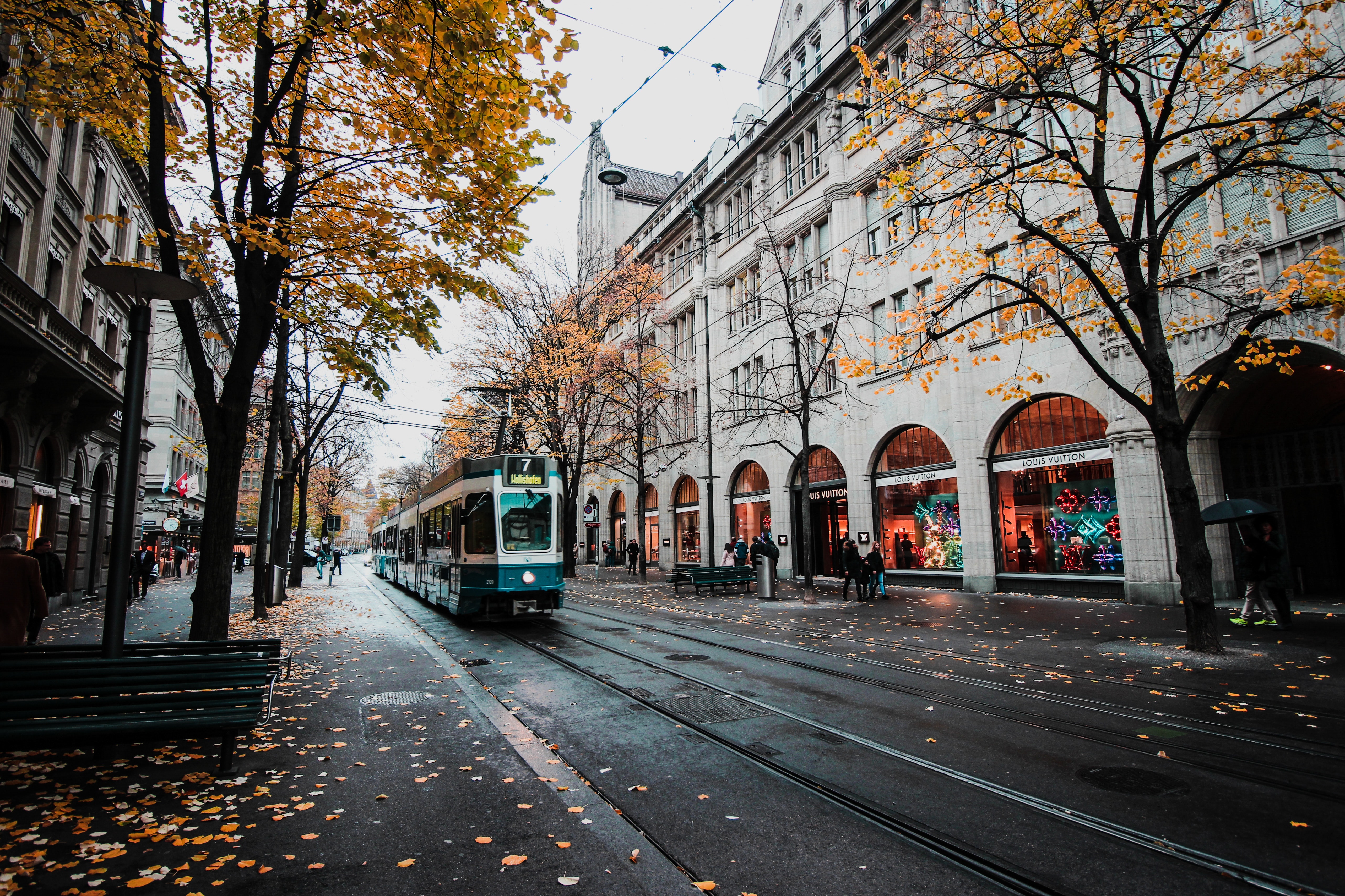build-a-great-startup-in-2023-with-the-fi-switzerland-startup-accelerator hero image