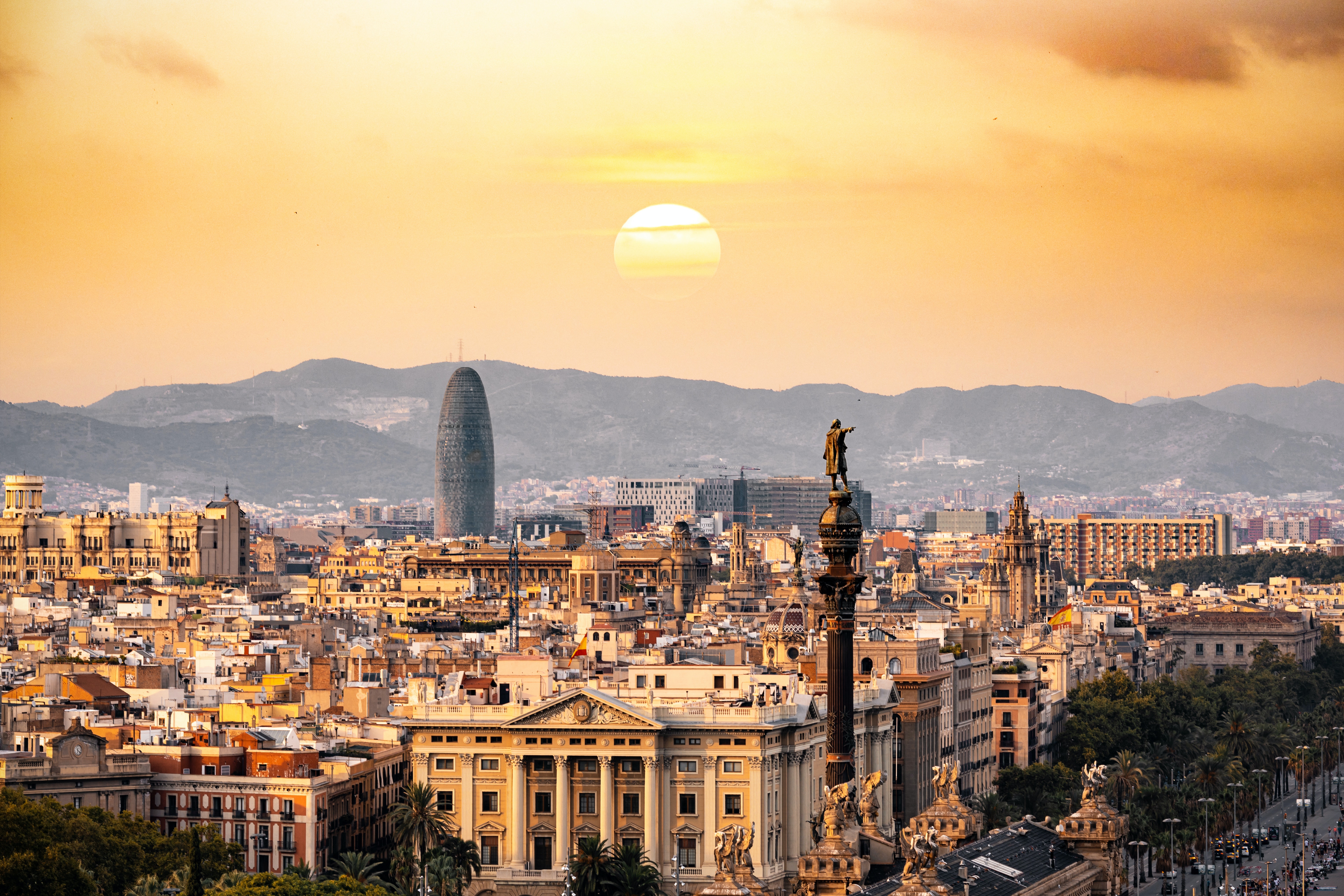 build-a-great-startup-in-2023-with-the-fi-barcelona-startup-accelerator hero image