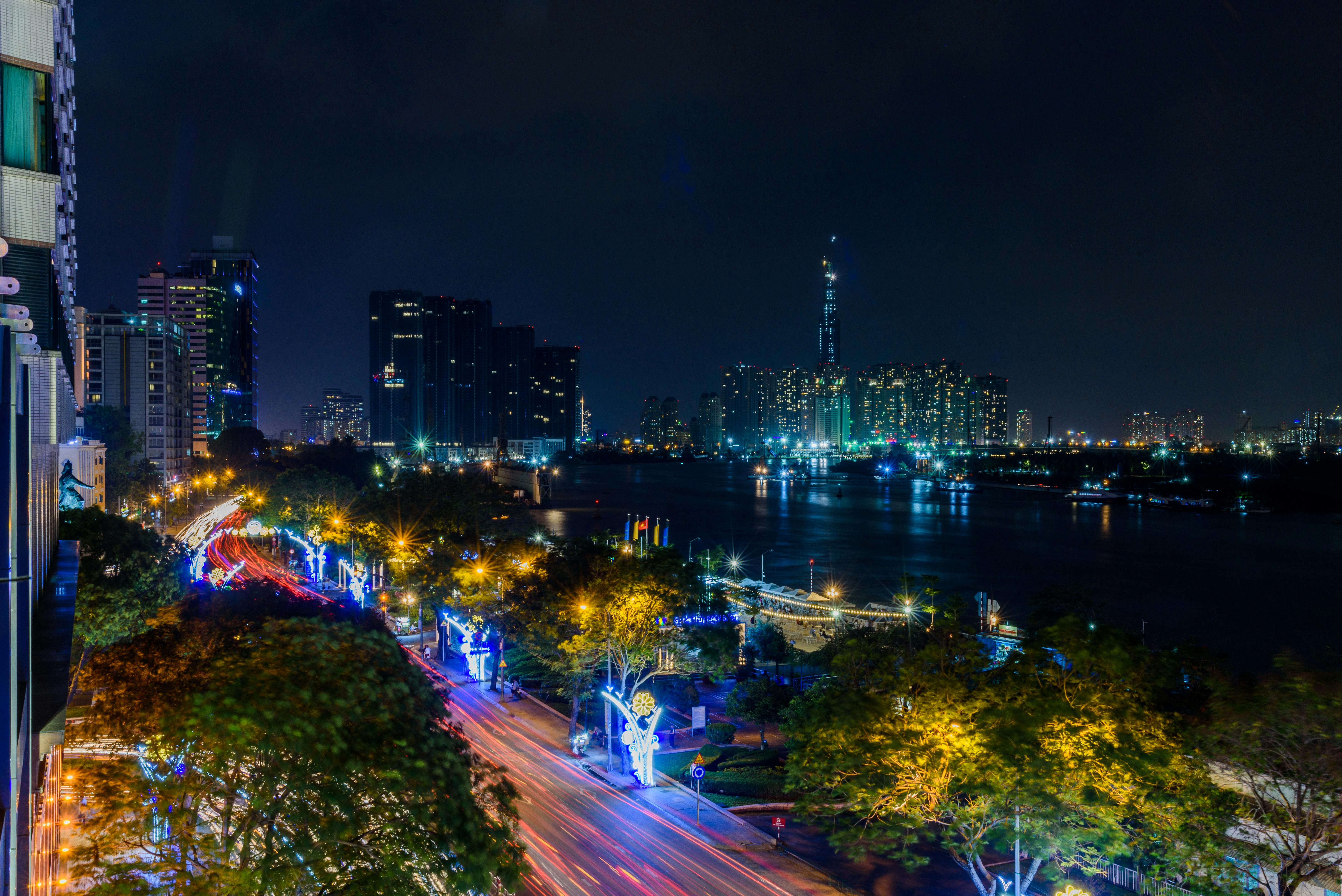 build-a-great-startup-in-2024-with-the-fi-vietnam-startup-accelerator hero image