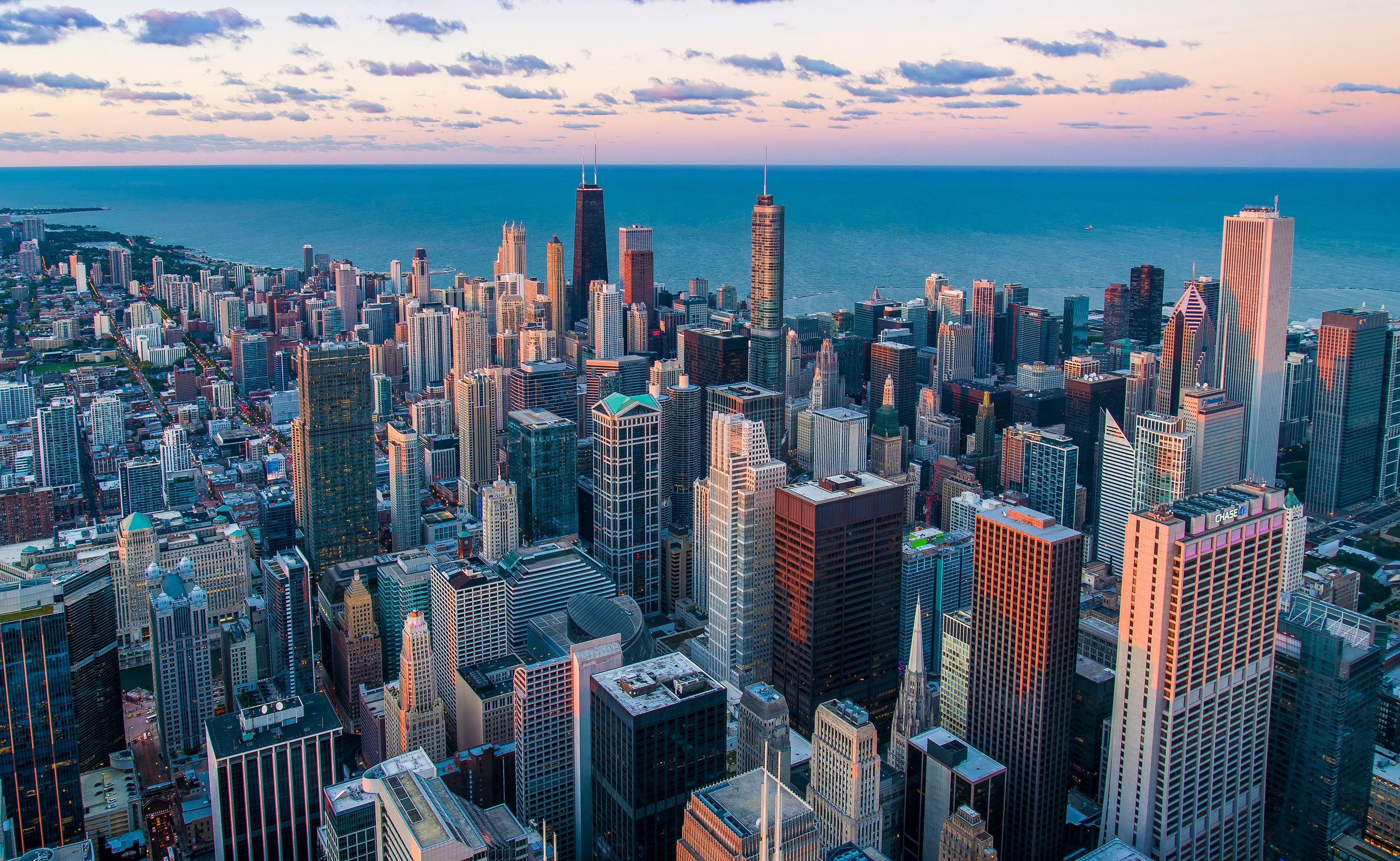build-a-great-startup-in-2024-with-the-fi-chicago-startup-accelerator hero image