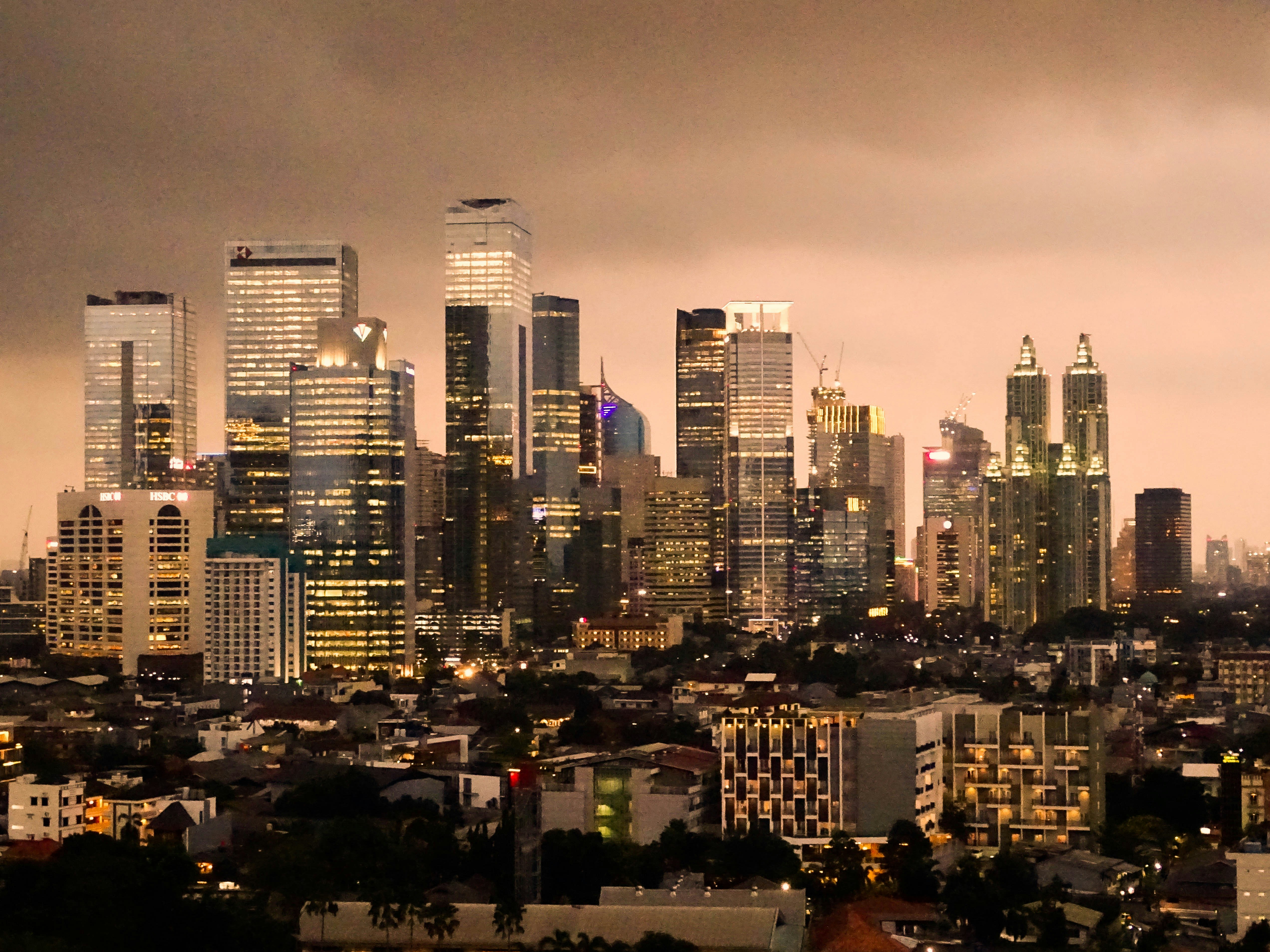 build-a-great-startup-in-2024-with-the-fi-jakarta-startup-accelerator hero image