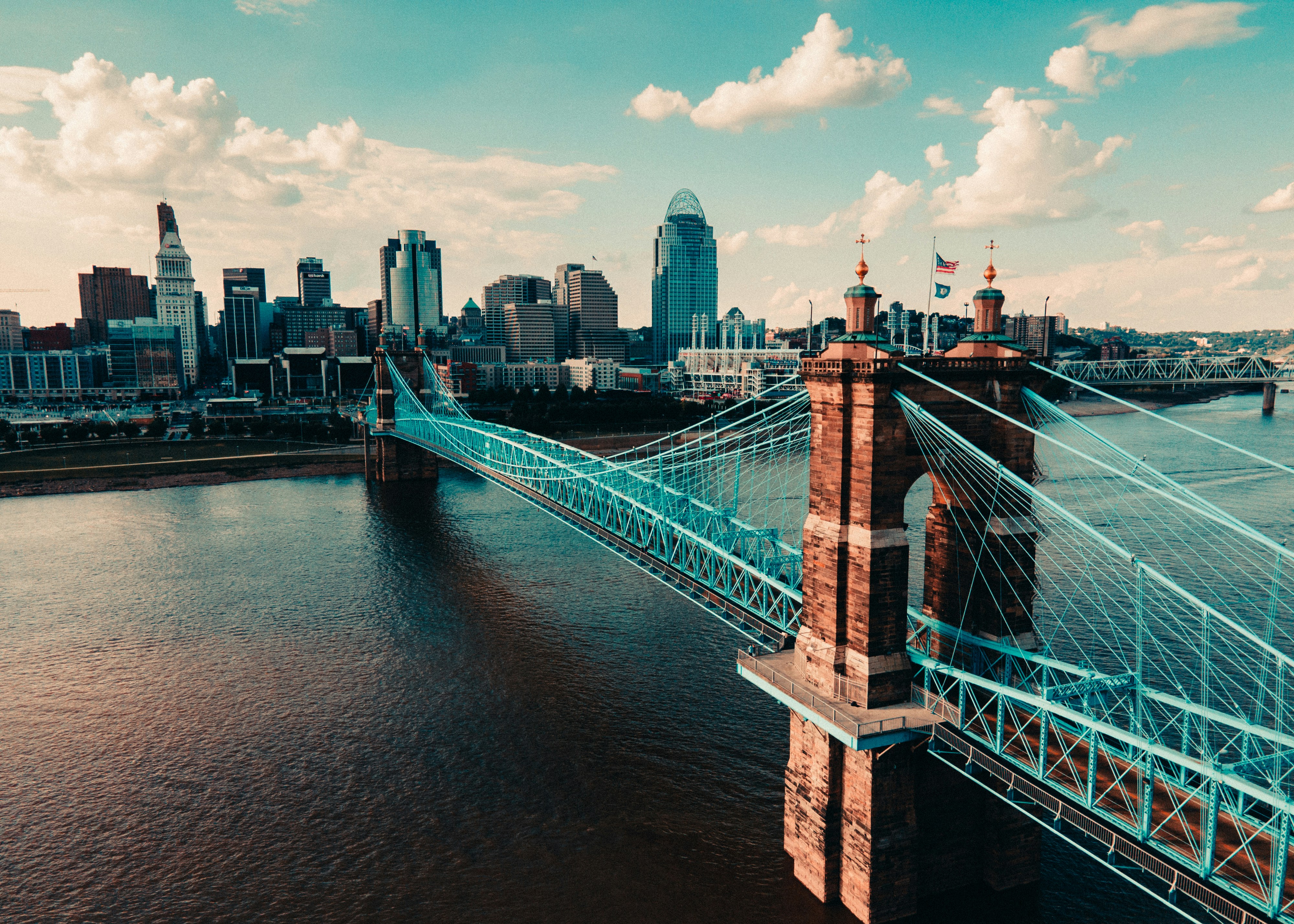 build-a-great-startup-in-2024-with-the-fi-cincinnati-startup-accelerator hero image
