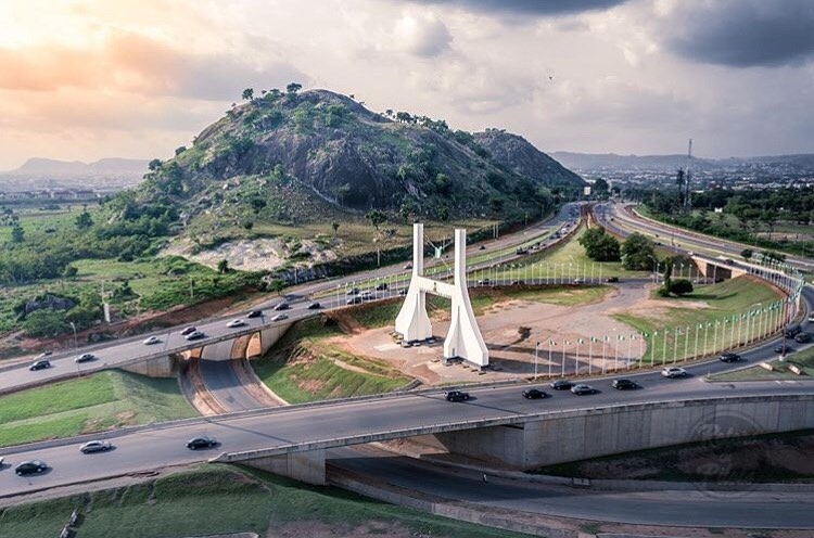 build-a-great-startup-in-2024-with-the-fi-abuja-startup-accelerator hero image