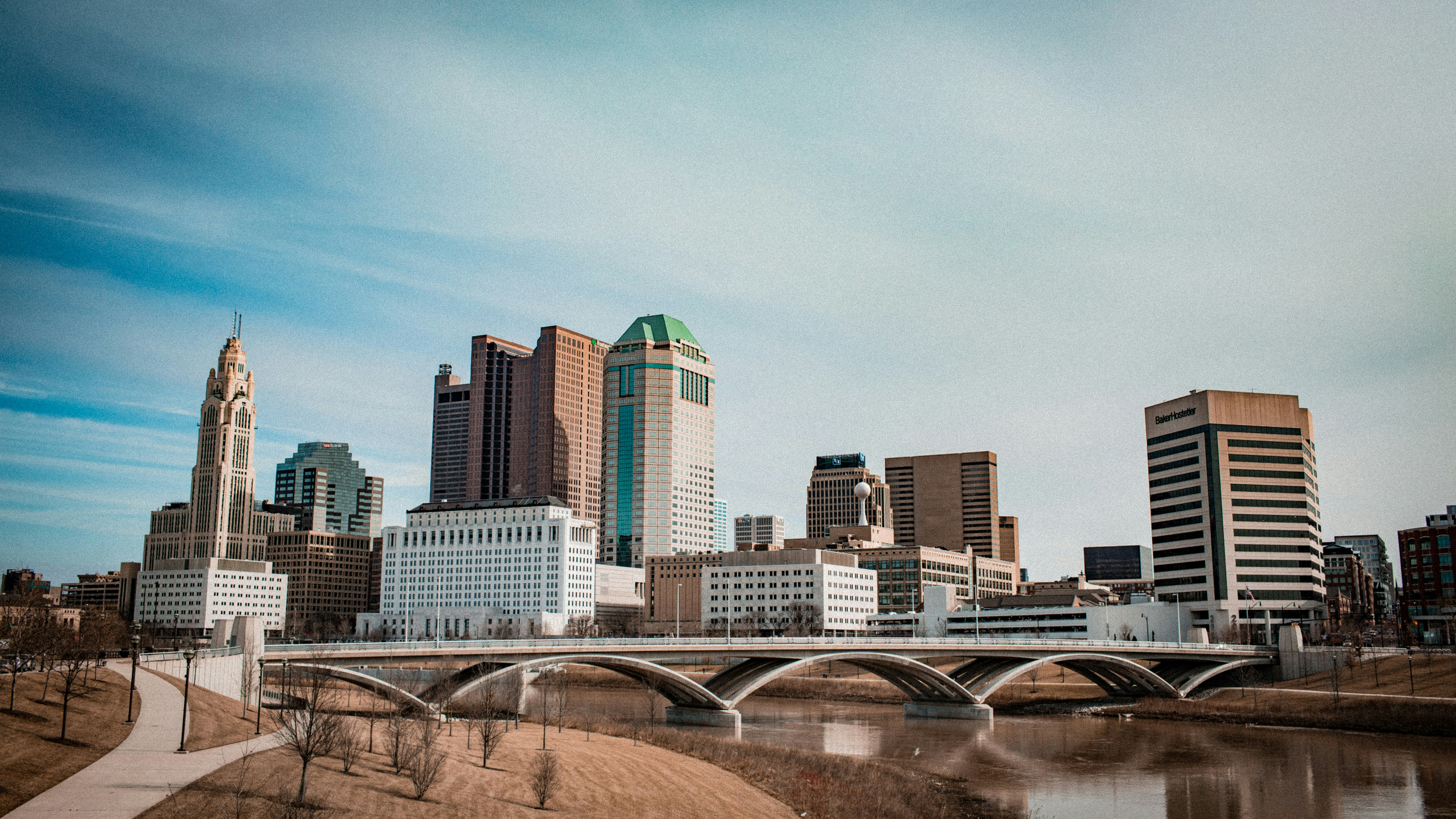 build-a-great-startup-in-2024-with-the-fi-columbus-startup-accelerator hero image