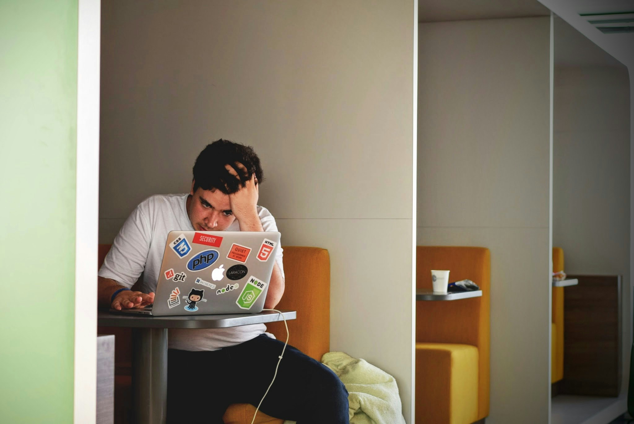 overcoming-the-inner-challenges-of-entrepreneurship-a-founder-s-guide-to-mental-resilience hero image