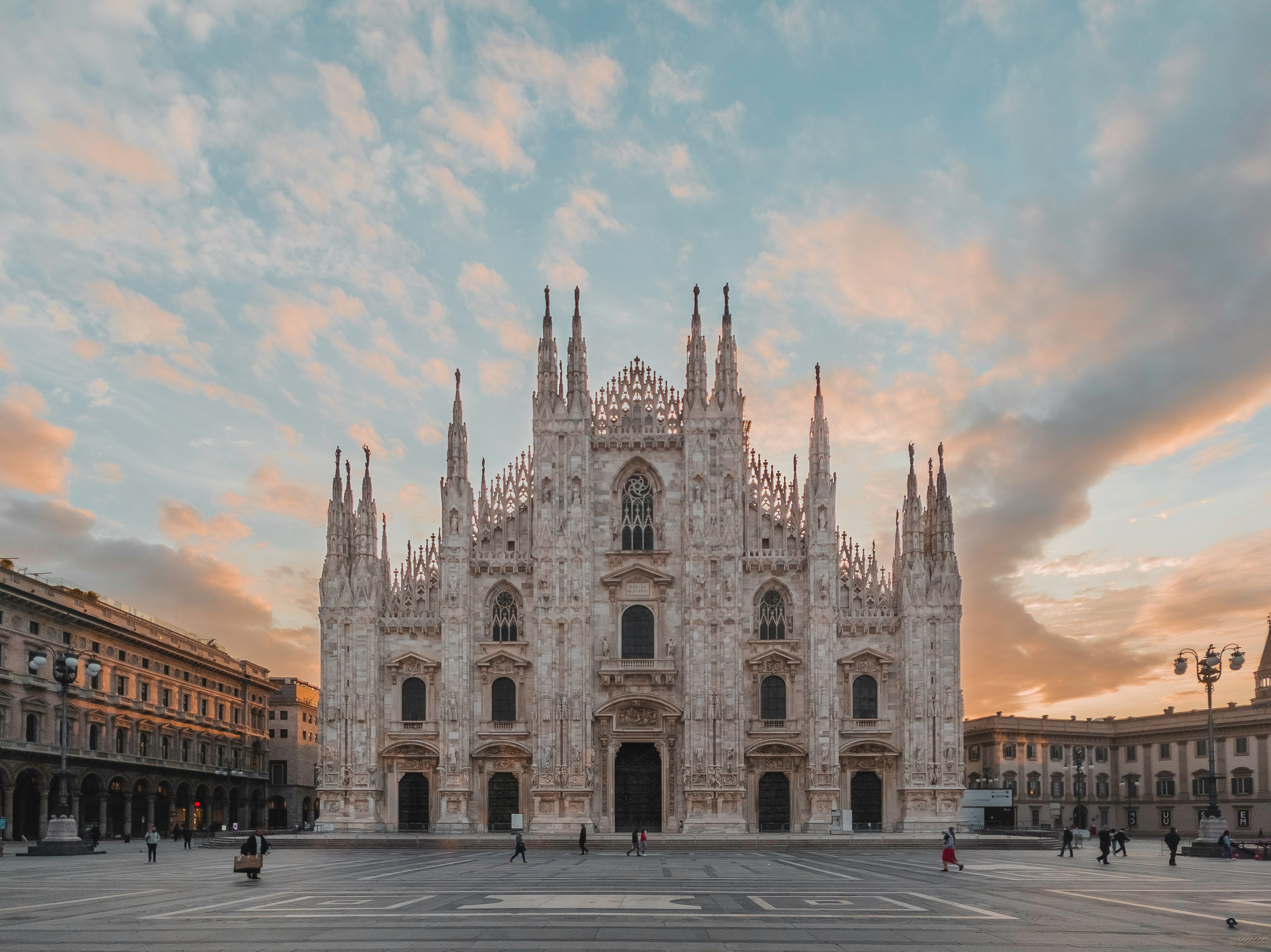 build-a-great-startup-in-2025-with-the-fi-milan-startup-accelerator hero image