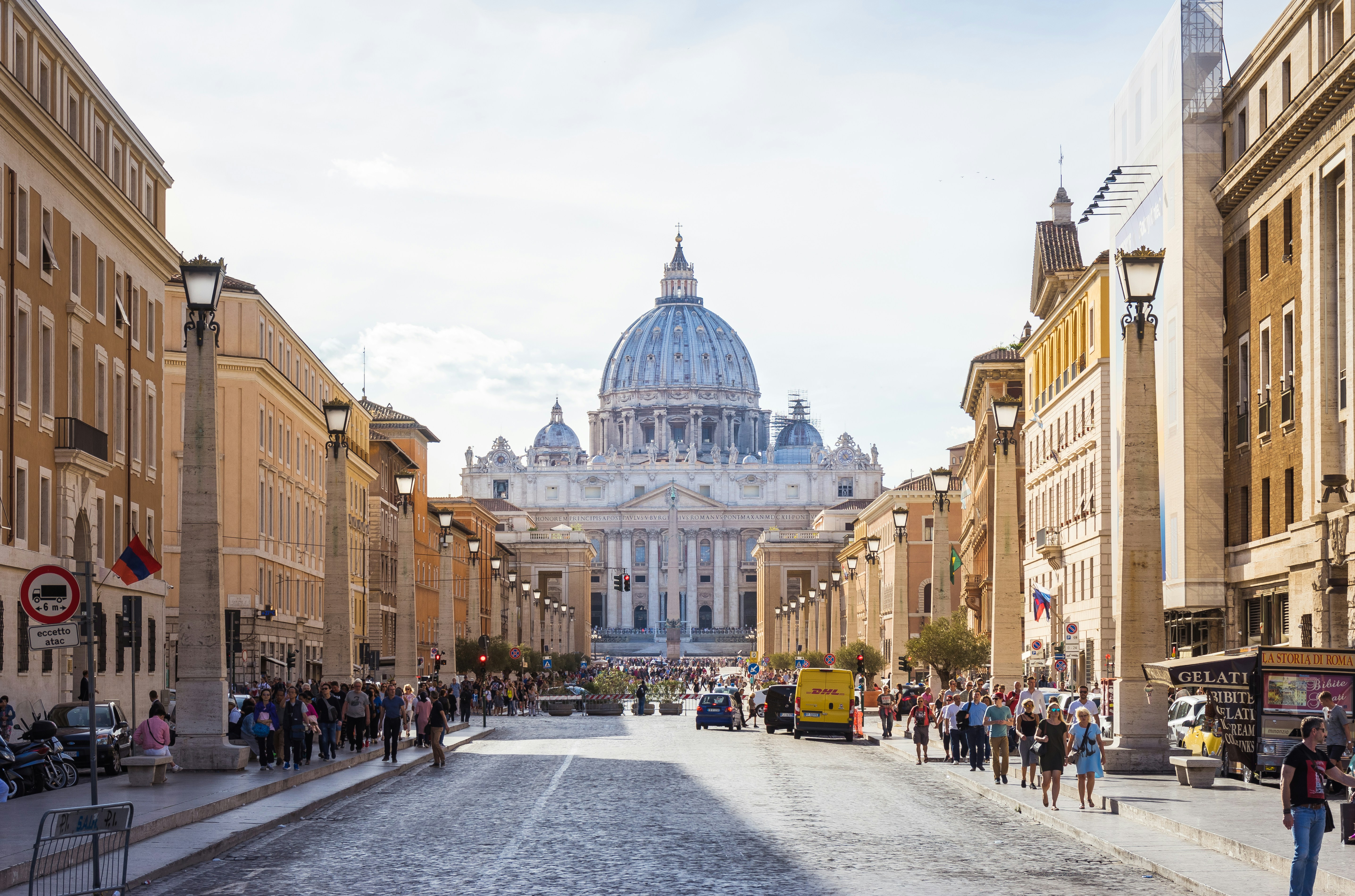 build-a-great-startup-in-2025-with-the-fi-rome-startup-accelerator hero image