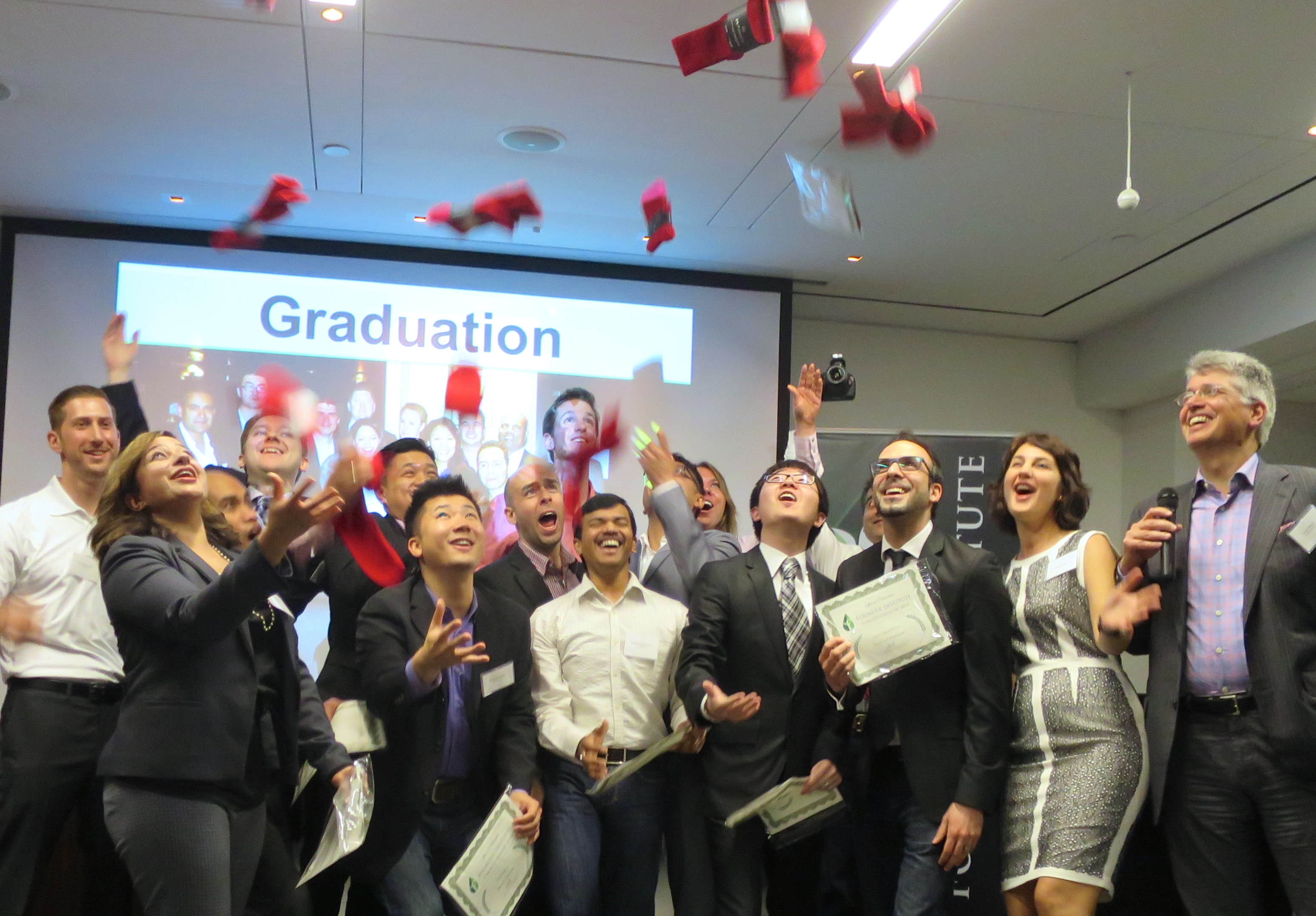 how-to-choose-a-startup-accelerator-what-1-200-cohorts-taught-us-about-program-fit hero image