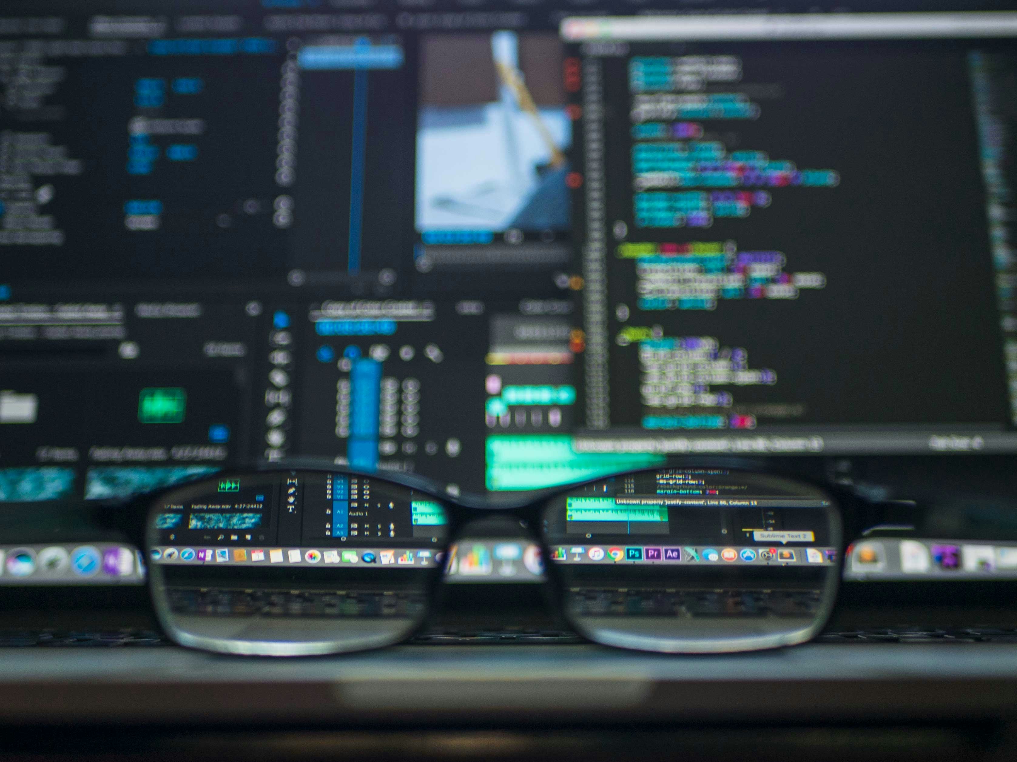 how-to-start-a-tech-startup-in-2026-from-idea-to-launch hero image
