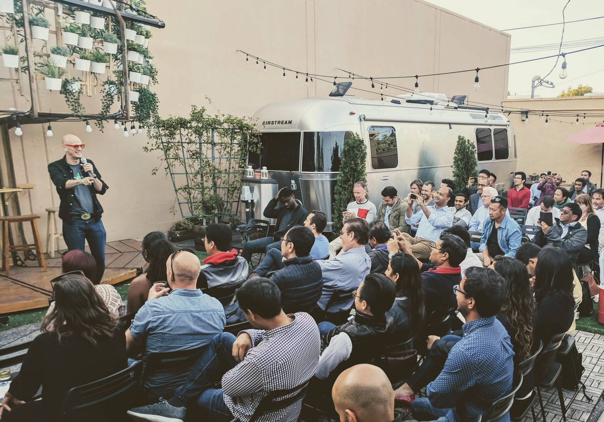 the-first-solo-unicorns-are-here-meet-the-one-person-companies-racing-to-1b-in-2026 hero image