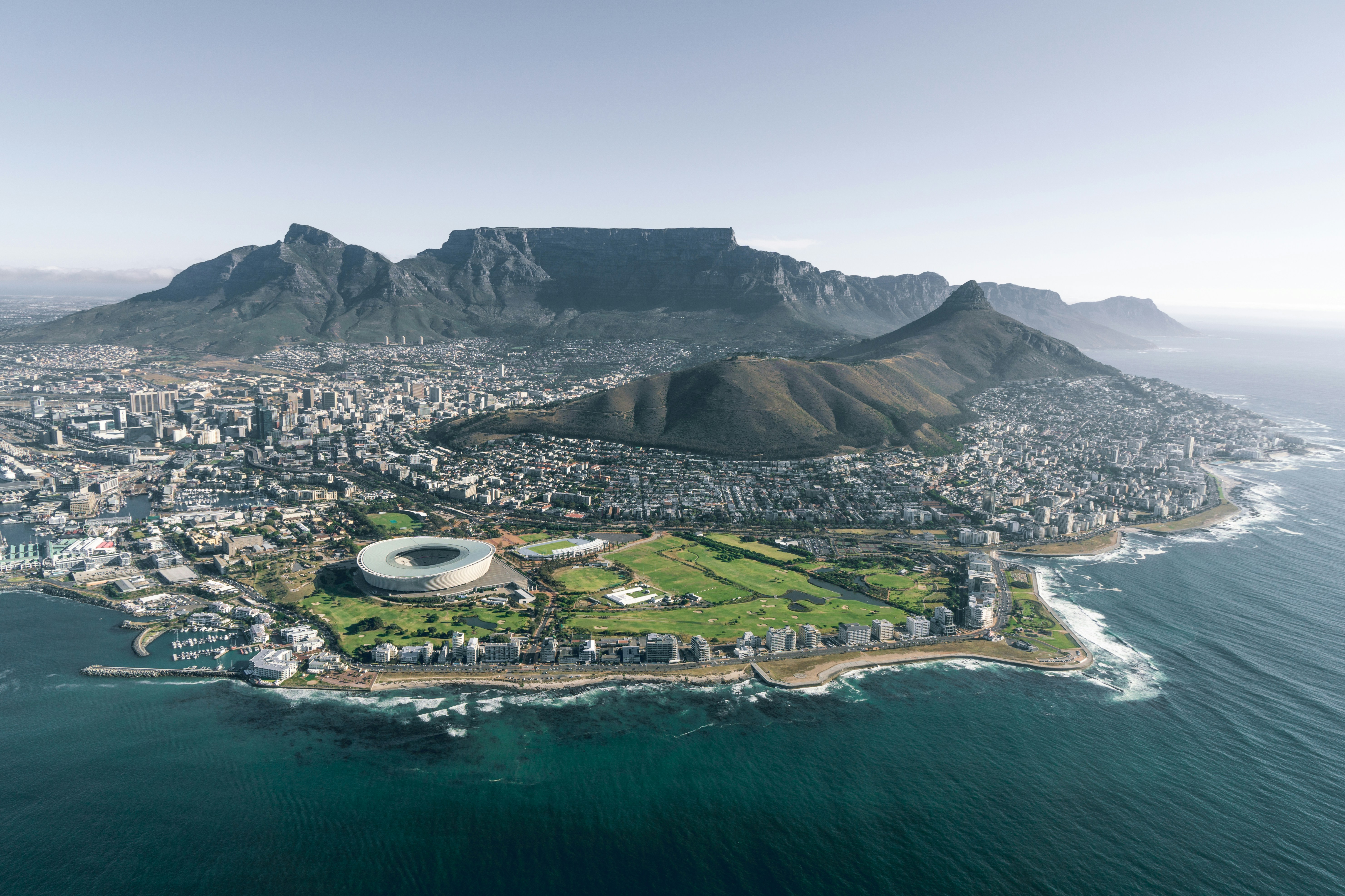 launch-your-startup-in-south-africa-a-complete-guide-to-founder-institute hero image