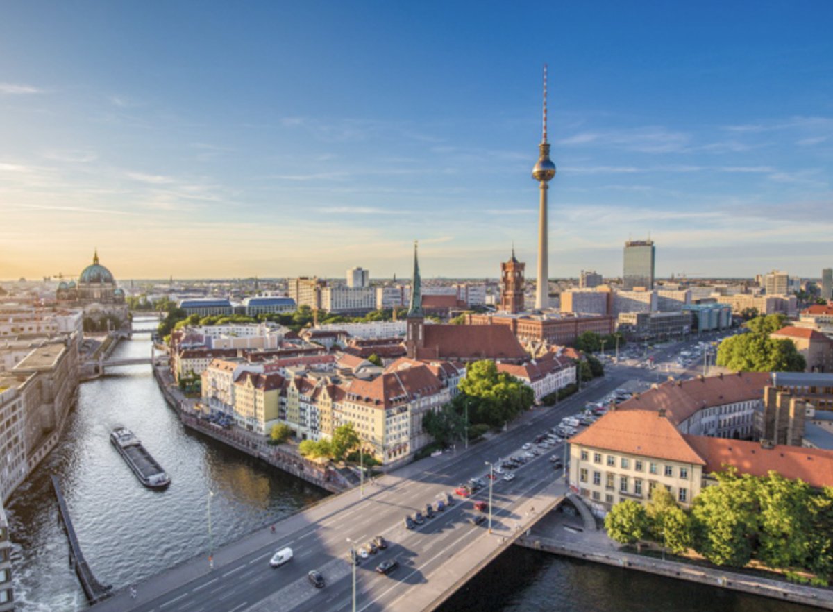 applications-now-open-to-founder-institute-berlin-virtual-2022 hero image