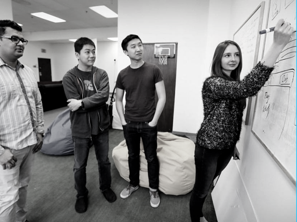 customer-success-best-practices-with-alice-dinu hero image