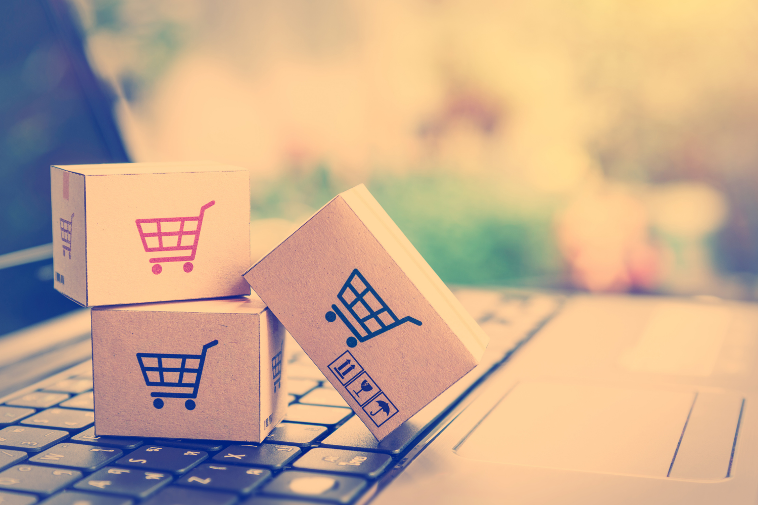 how-to-create-amazing-online-shopping-experiences hero image