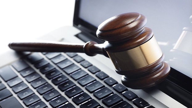 how-to-select-a-lawyer-for-your-startup hero image