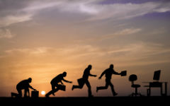 how-to-hustle-your-way-to-your-dream-role-other-startup-secrets hero image