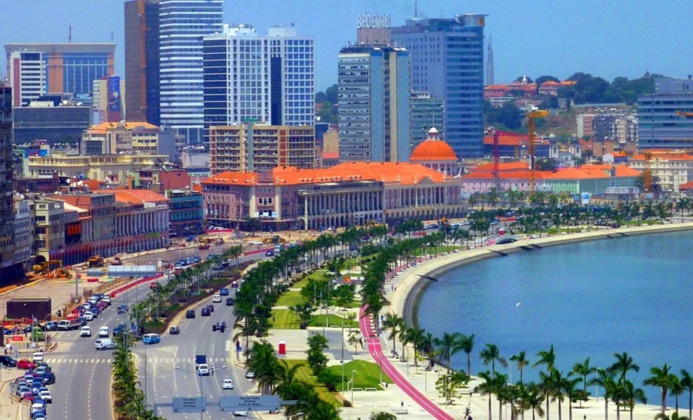 it-is-time-to-rebuild-for-a-better-future-applications-now-open-to-founder-institute-angola-virtual-2021 hero image