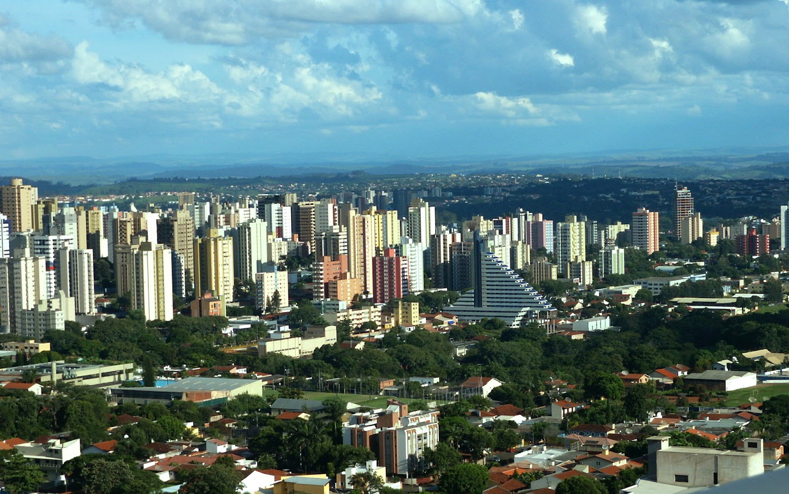 construa-a-sua-startup-em-londrina-as-inscricoes-para-o-founder-institute-2020-ja-estao-abertas hero image