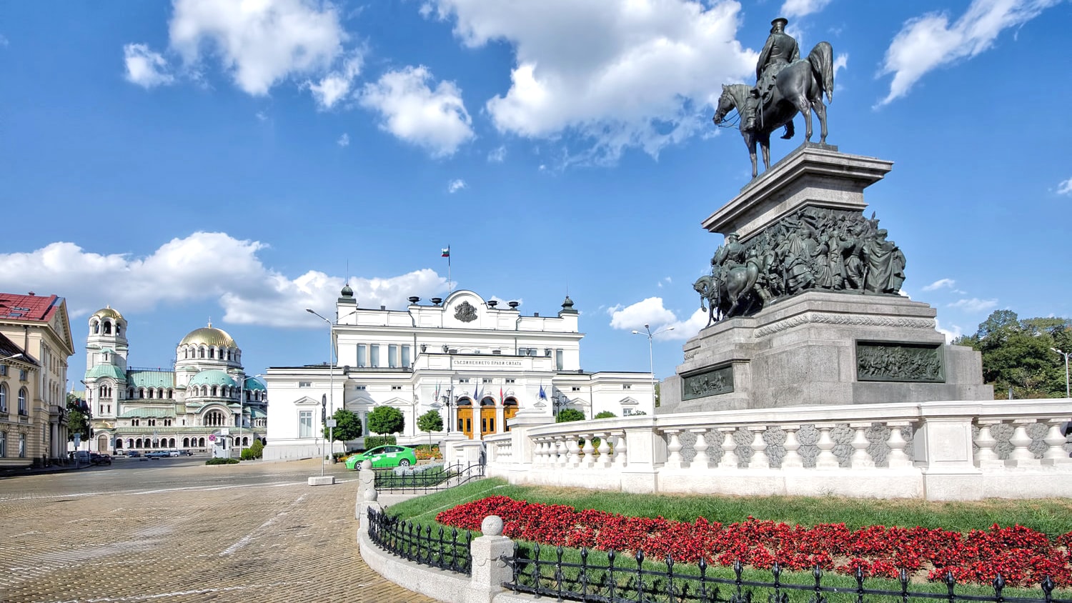 it-is-time-to-build-the-future-applications-now-open-to-founder-institute-balkans-virtual-2020 hero image