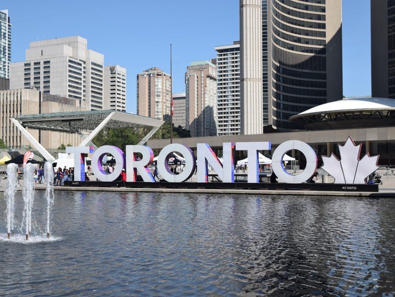 toronto-startup-resource-list-250-accelerators-incubators-investors-and-more hero image