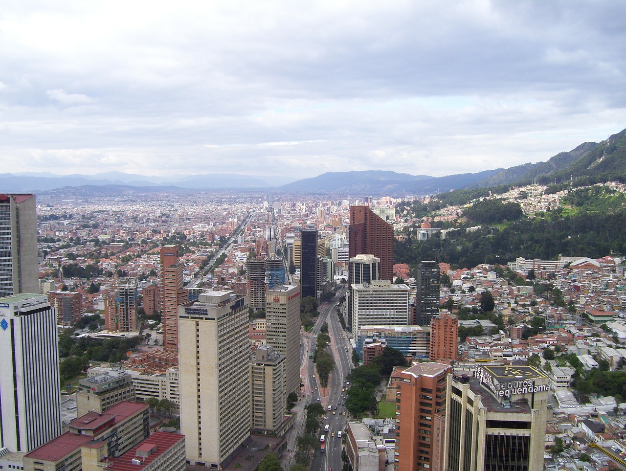join-us-in-2019-as-we-help-entrepreneurs-in-bogota-launch-global-startups hero image