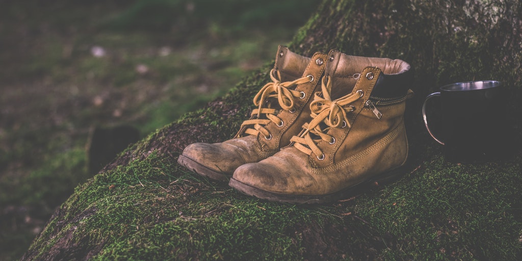 bootstrapping-a-startup-the-essential-tips hero image