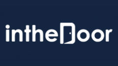 grad-news-in-the-door-launches-social-job-search hero image