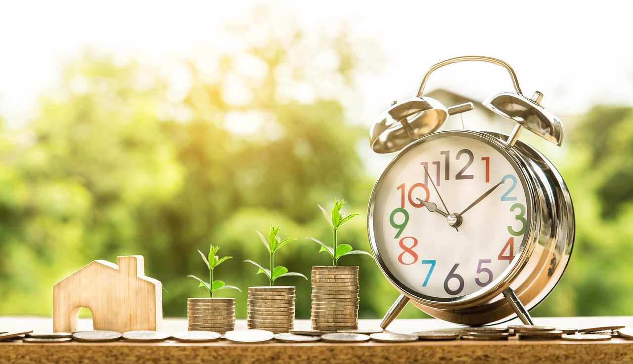 how-to-build-a-relatively-accurate-startup-budget hero image