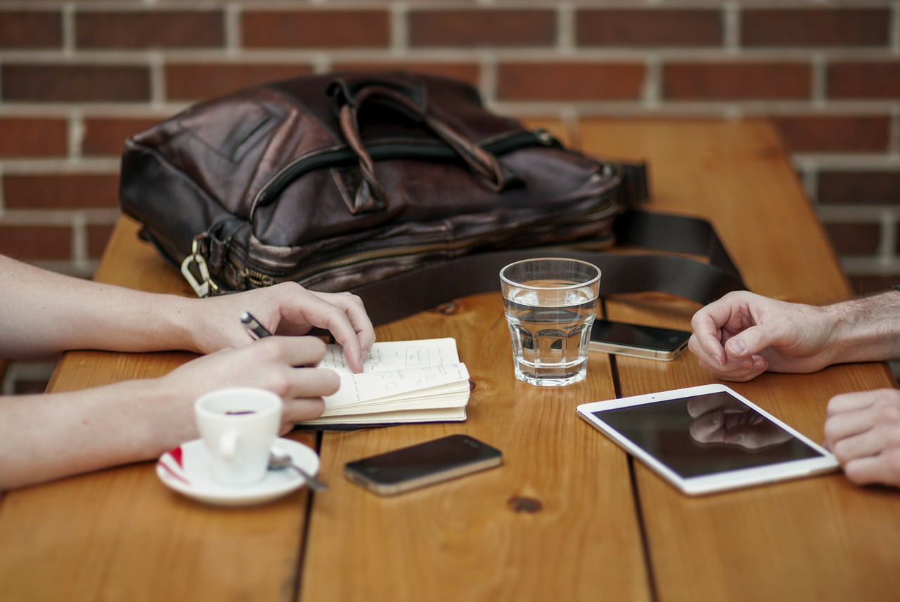 how-to-test-your-business-partnership-with-potential-co-founders hero image